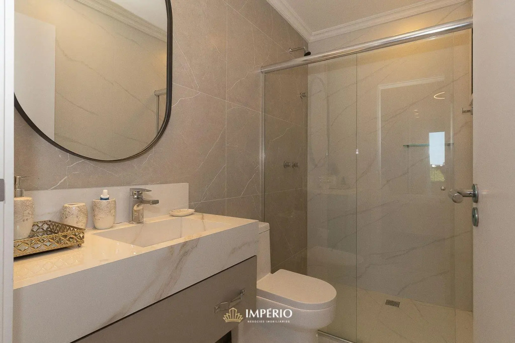 511A - Luxuosa Cobertura na praia de Bombas