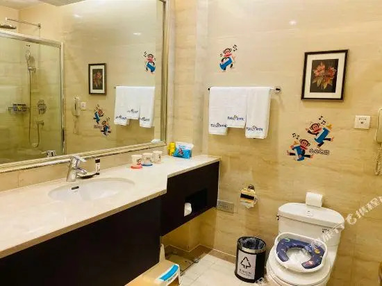 Zhongjia Palace Hot Spring Hotel