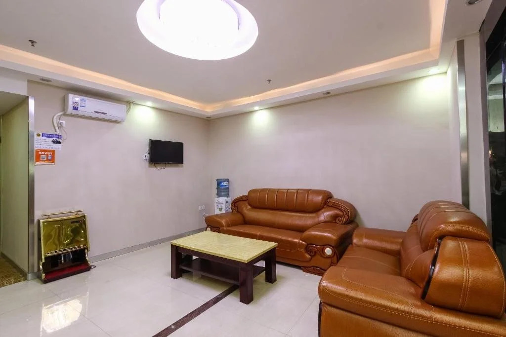 Qiqiyuan Business Hotel (Guangzhou Tianhe Chebei Subway Station)