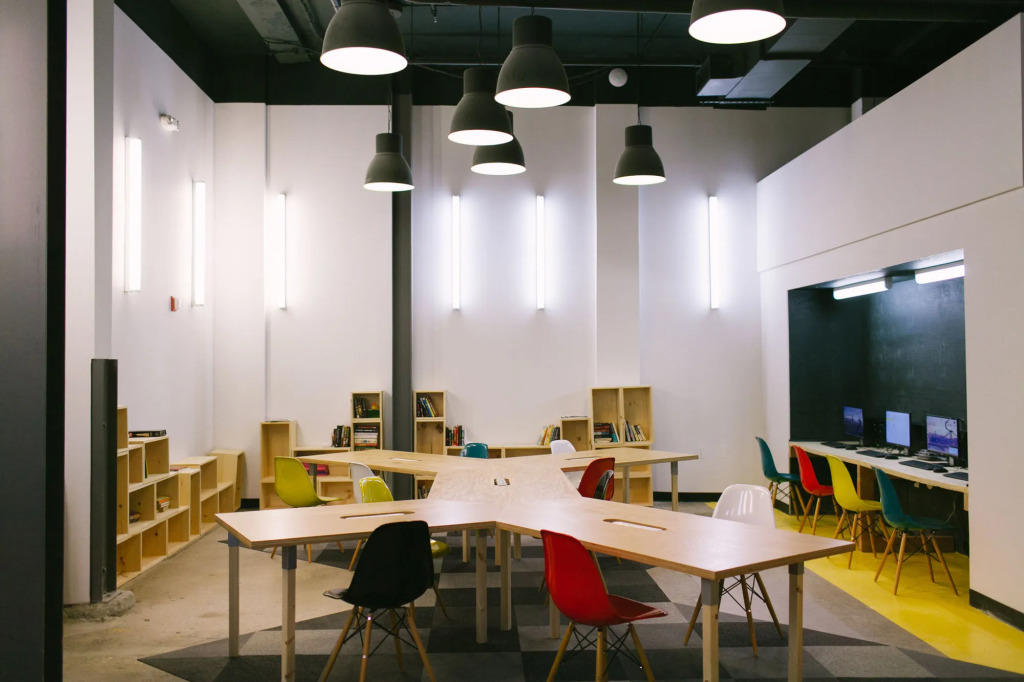 The Local - Hostel