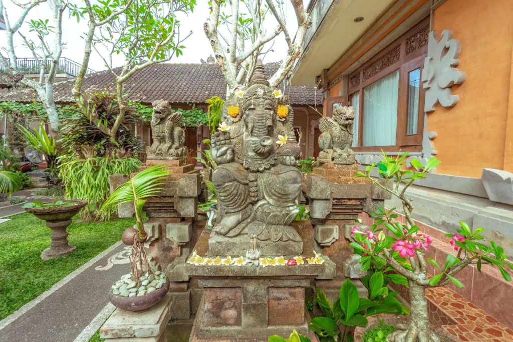 Teba House Ubud by ecommerceloka - CHSE Certified