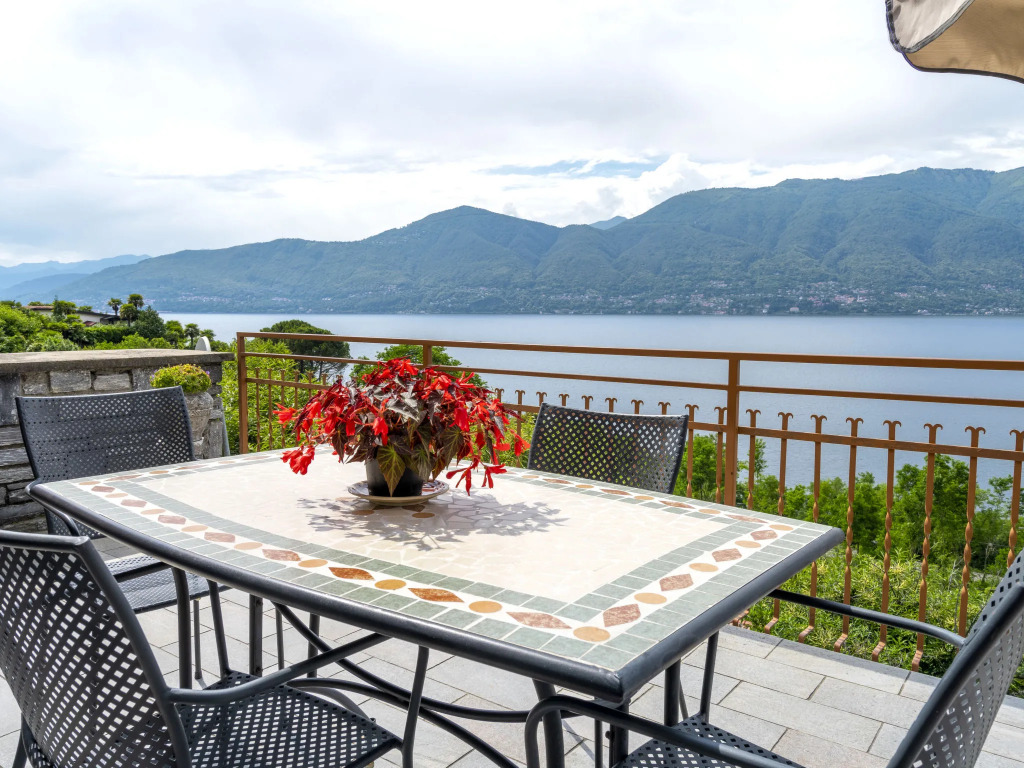 Apartment Montesole by Interhome