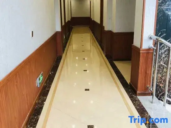 Mengyin Shengshi Hotel