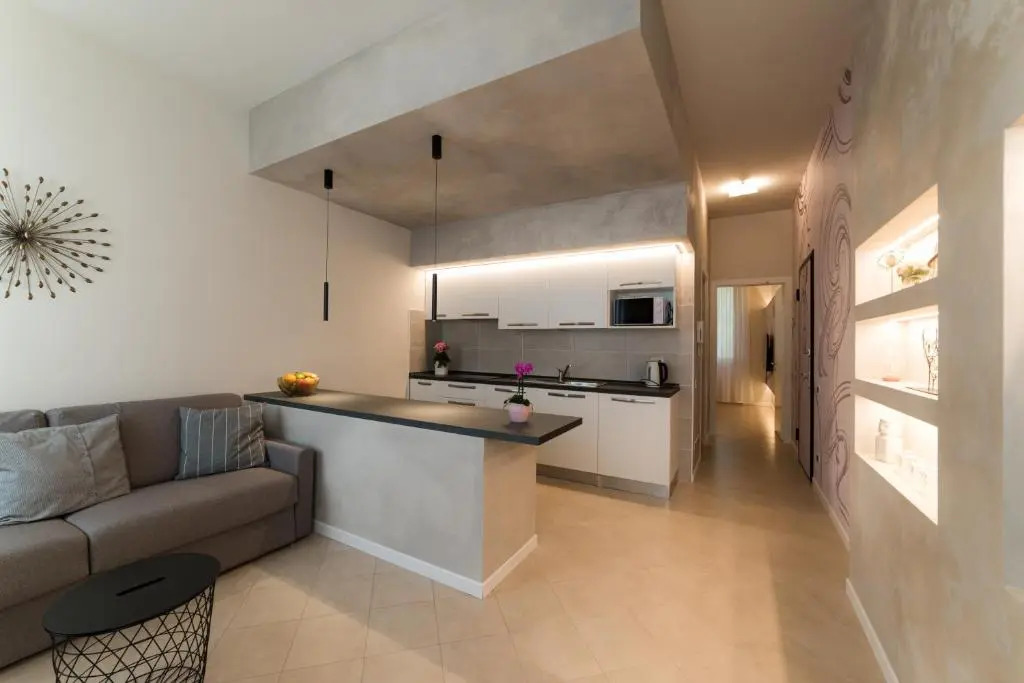 DV Garda Suite