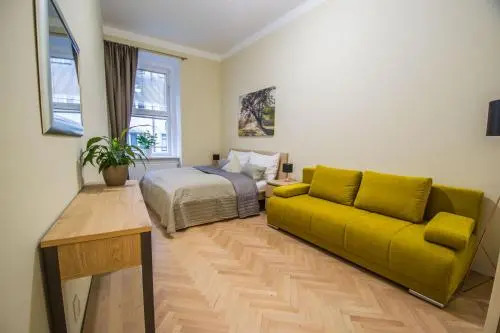 Ruterra Apt with Sauna and Billiards