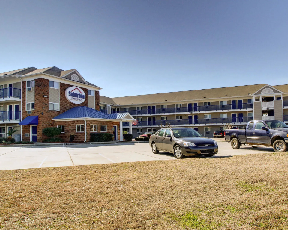 Suburban Studios Biloxi North Area