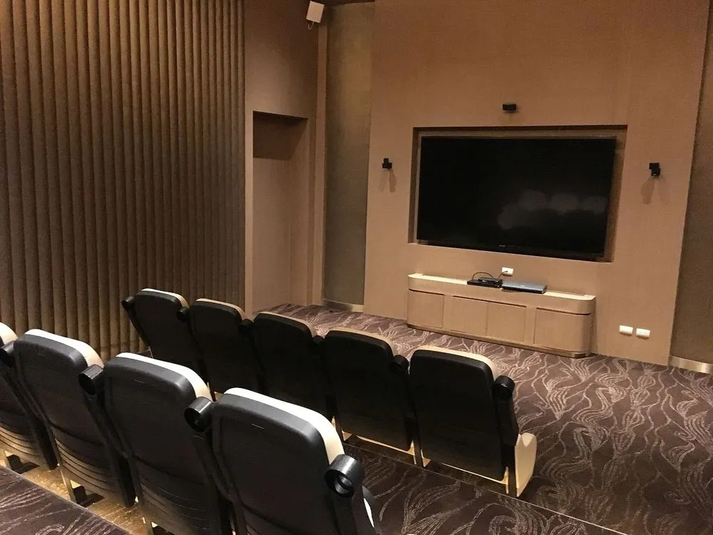 Shang Luxury Suites