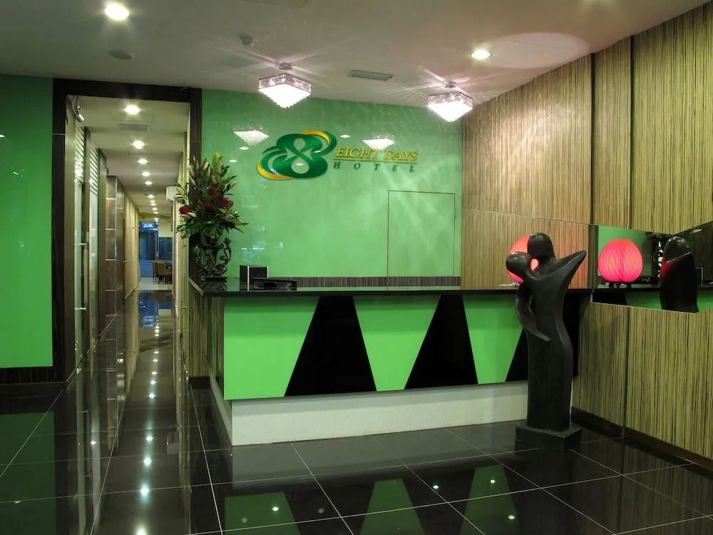 Eight Days Boutique Hotel Permas Jaya