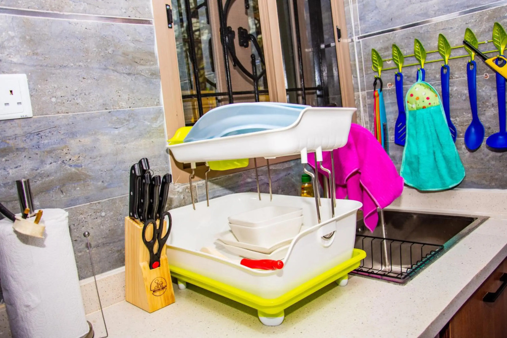 NIFEWAT APARTMENT leed studio apartment with gym, Netflix and WiFi