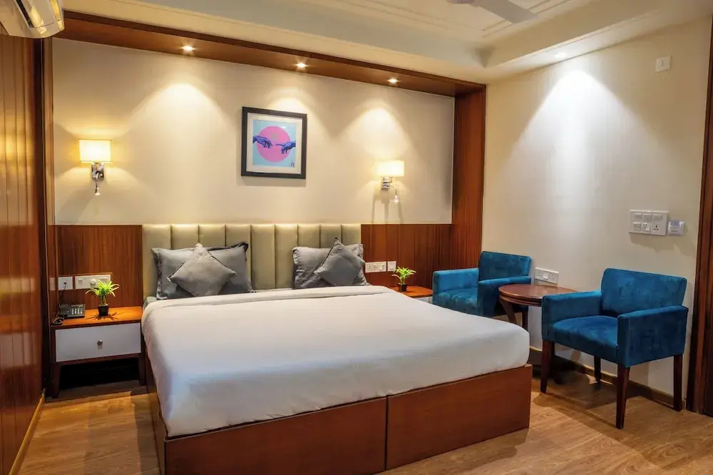 Housr Sector 42 Gurgaon Golf Course Road