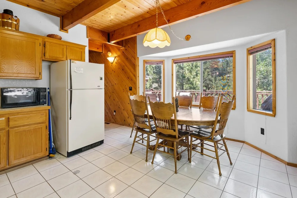 Little Bear Lodge