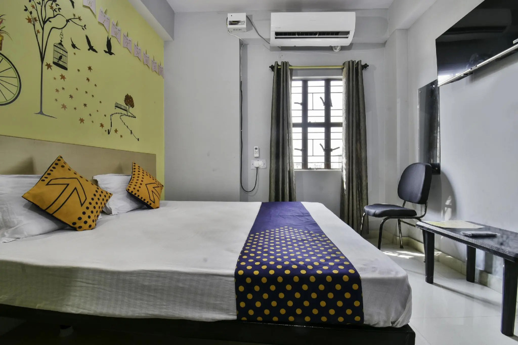 SPOT ON 71046 Hotel Glad