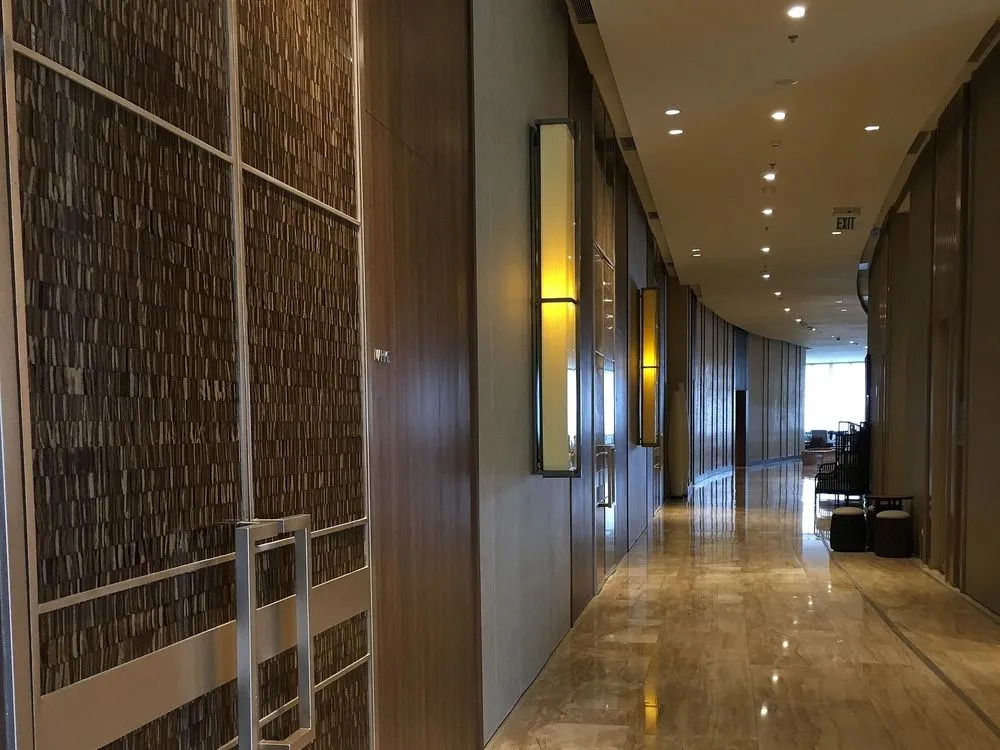 Shang Luxury Suites
