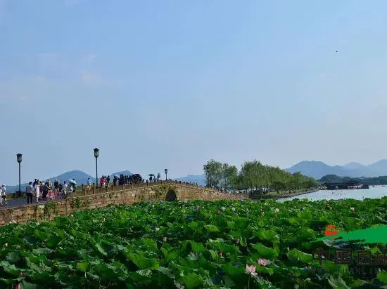 Hanting Youjia Hotel (Hangzhou West Lake Zhongshan North Road)