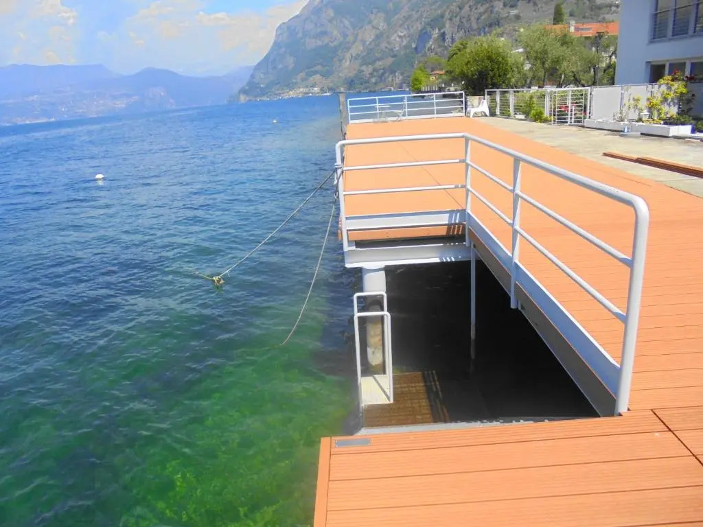 Dock House