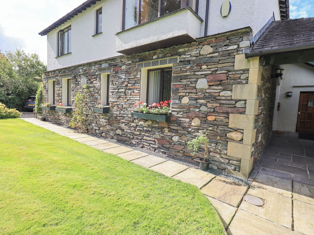 Stonegarth Cottage