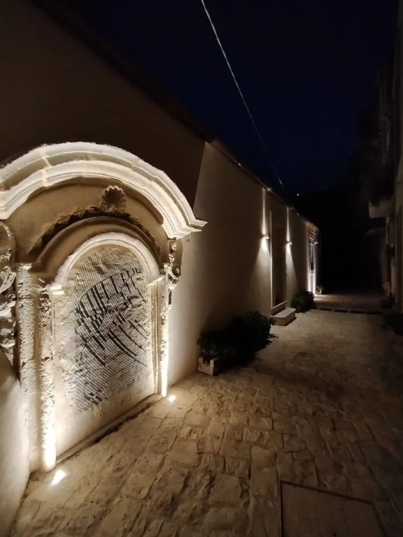 IBLA ROOMS