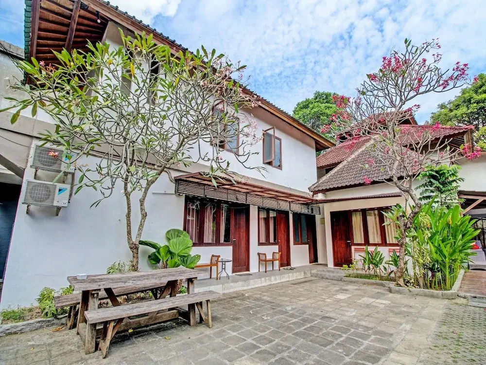 Sunny Side Seminyak