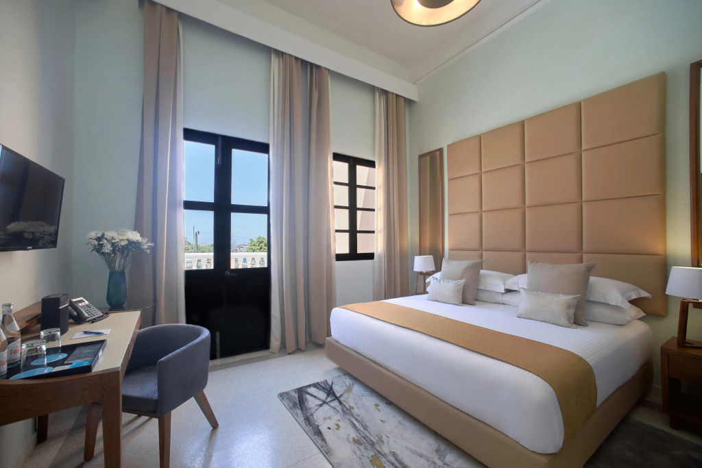VOYA Boutique Hotel