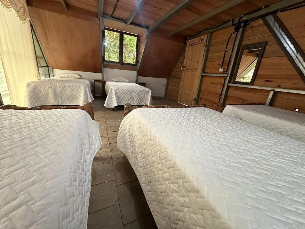 Yaxlik River Lodge