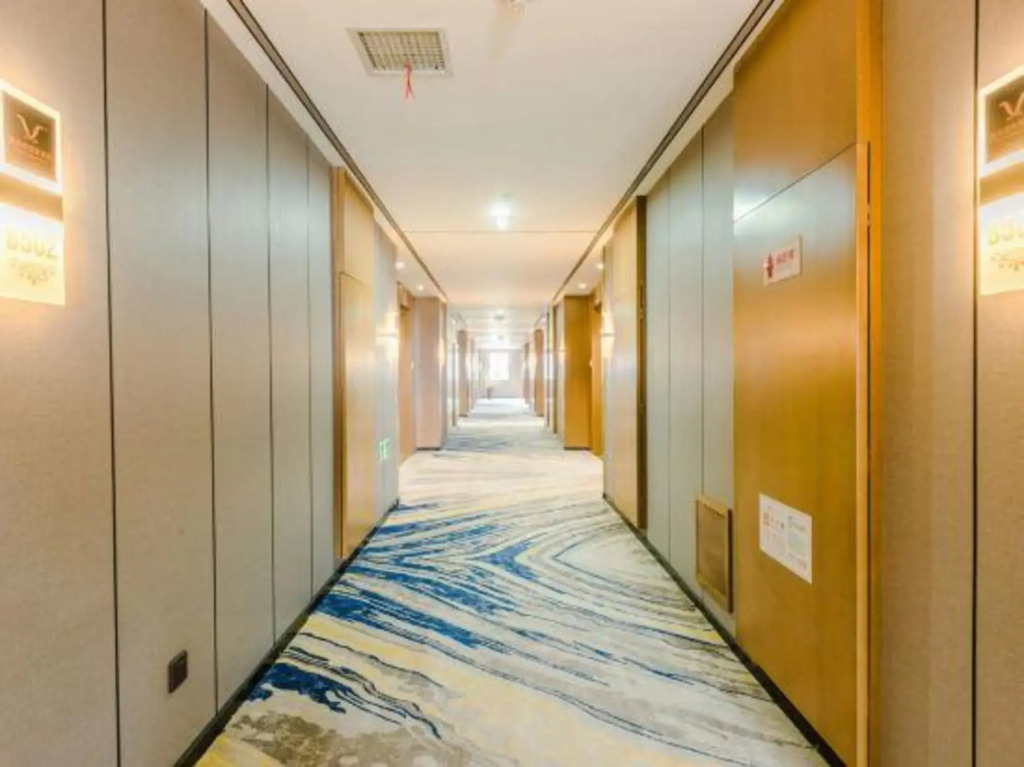 Vienna3Best Hotel(Shijiazhuang Luancheng Runfeng Logistics Park store)