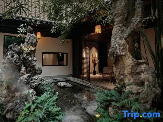 Yiqianlingyiye Courtyard-Style Hotel (Shaoxing Shusheng Guli Cangqiao Old Street)