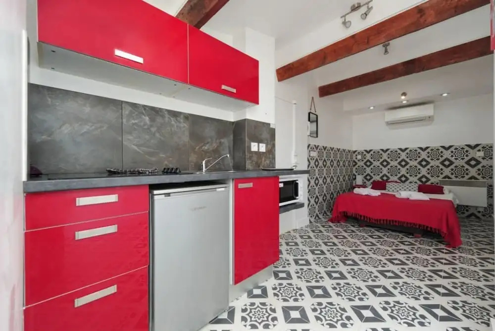 Studio Shopping Street Five Stars Holiday House