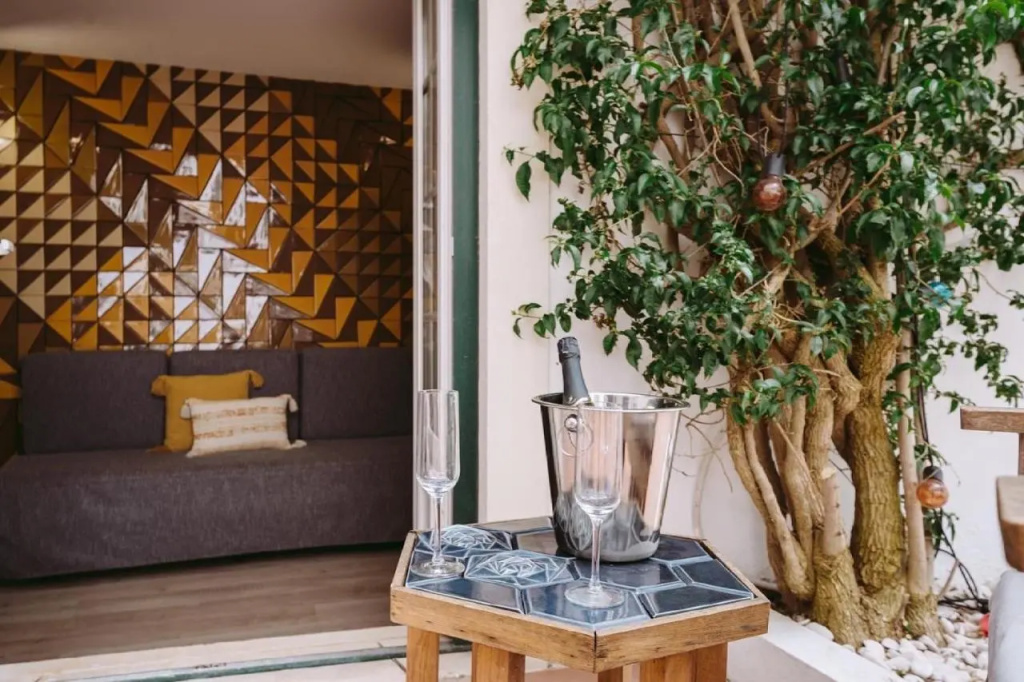 19 Tile Ceramic Concept - by Unlock Hotels