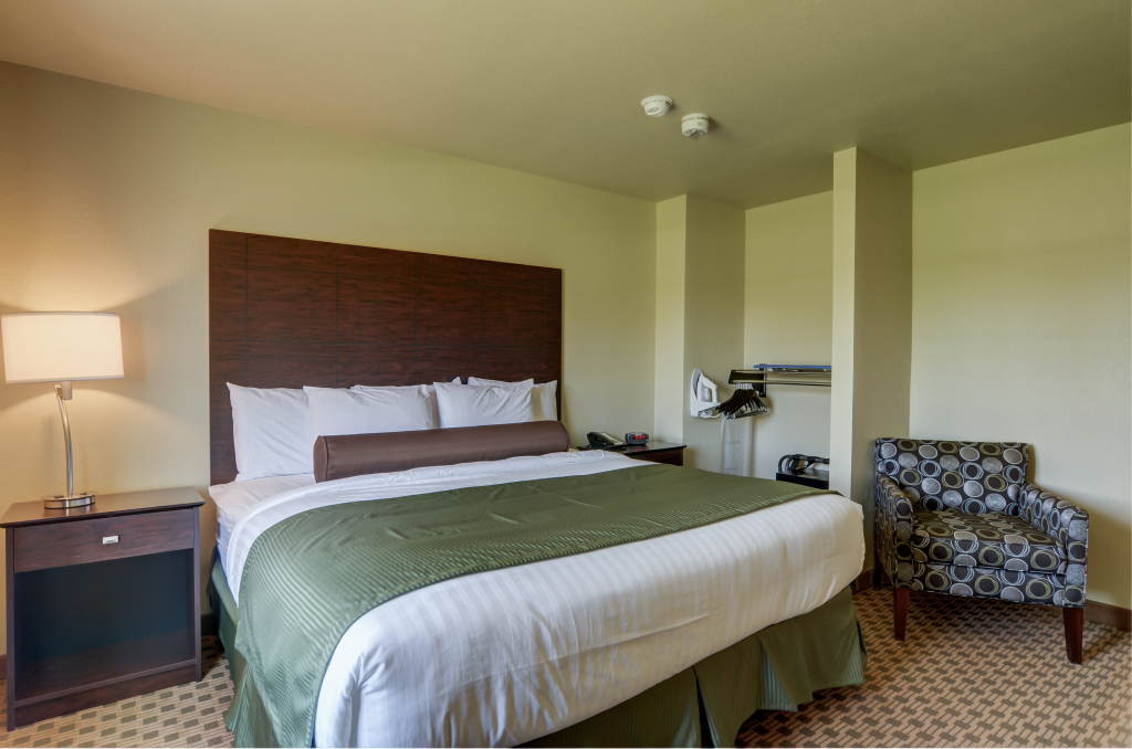 Cobblestone Inn & Suites-Kersey