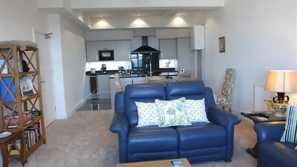 Newbridge House Apartment 2