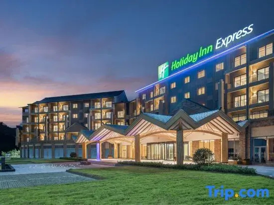 Holiday Inn Express WAWU MOUNTAIN by IHG