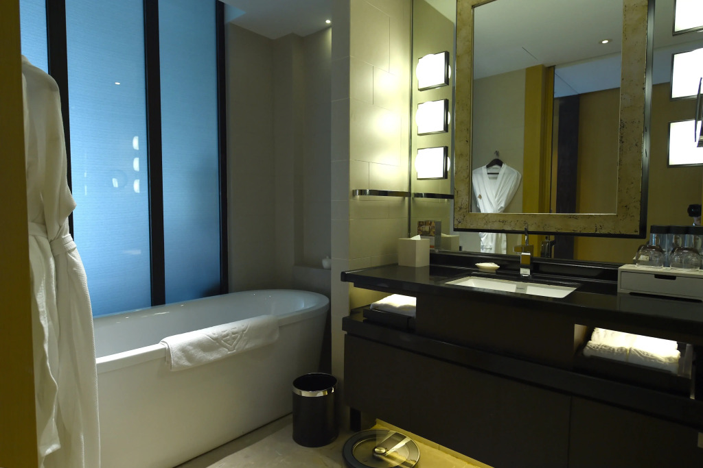 Jinling Hotel