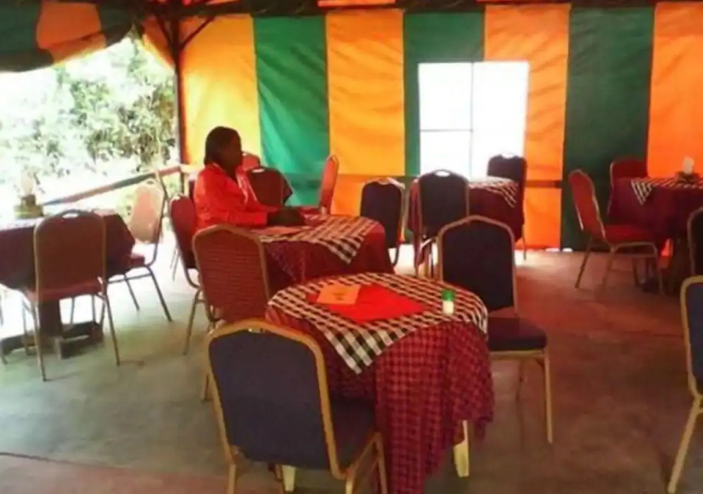 Lau Guest House