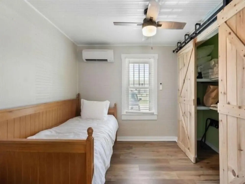 Coastal Classic 2 Bedroom Cottage by RedAwning