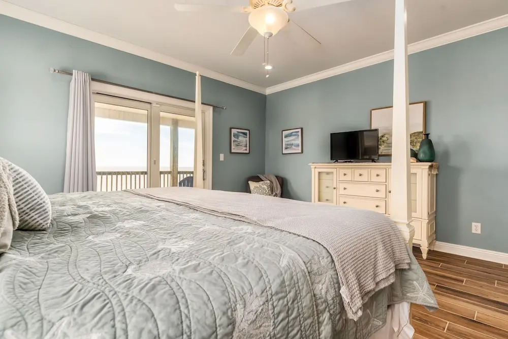 Surf's Up - Beautiful Outdoor Space As Well As A Large Open Floor Plan Perfect For The Whole Gang! 4 Bedroom Home by RedAwning