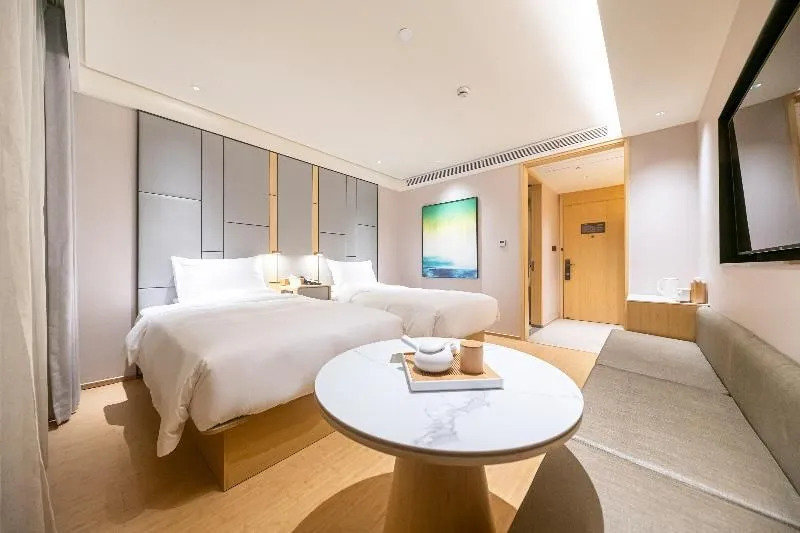Ji Hotel (Shanghai Orient Yide City)