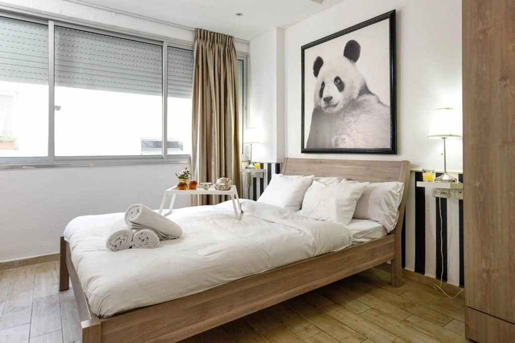 Great 3 Bedroom Apartment in The Heart of Tel Aviv