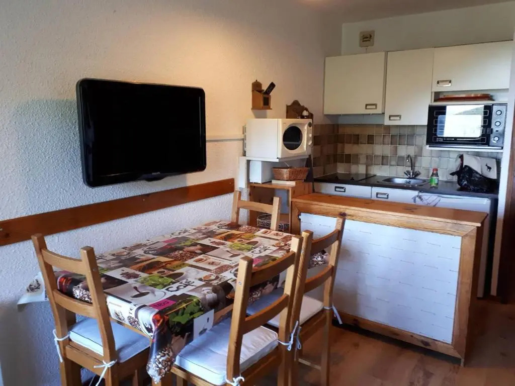 Appartement Les Orres, 1 pièce, 4 personnes - FR-1-322-320
