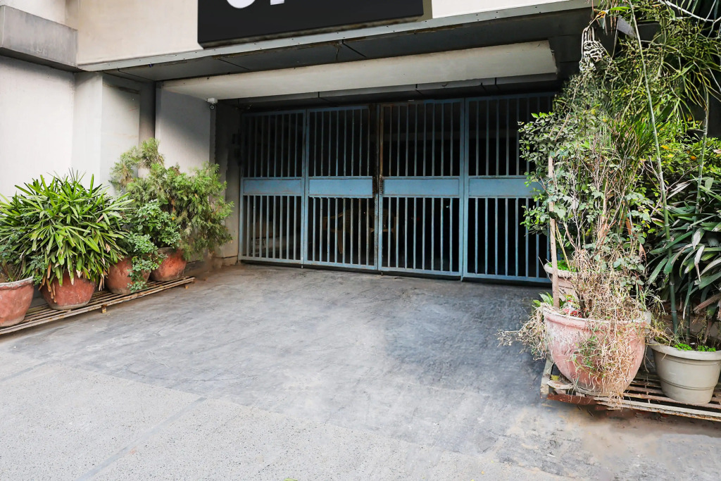Hotel O Royal Green