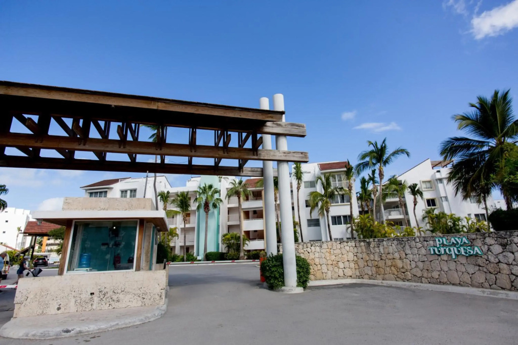 Bavaro Oceanfront Ph 4 Bdr with 5 Bath 10+ Guests