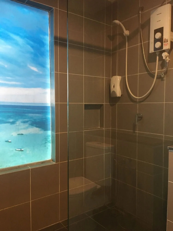 Jio Suites Aeropod Sunshine Quadruple