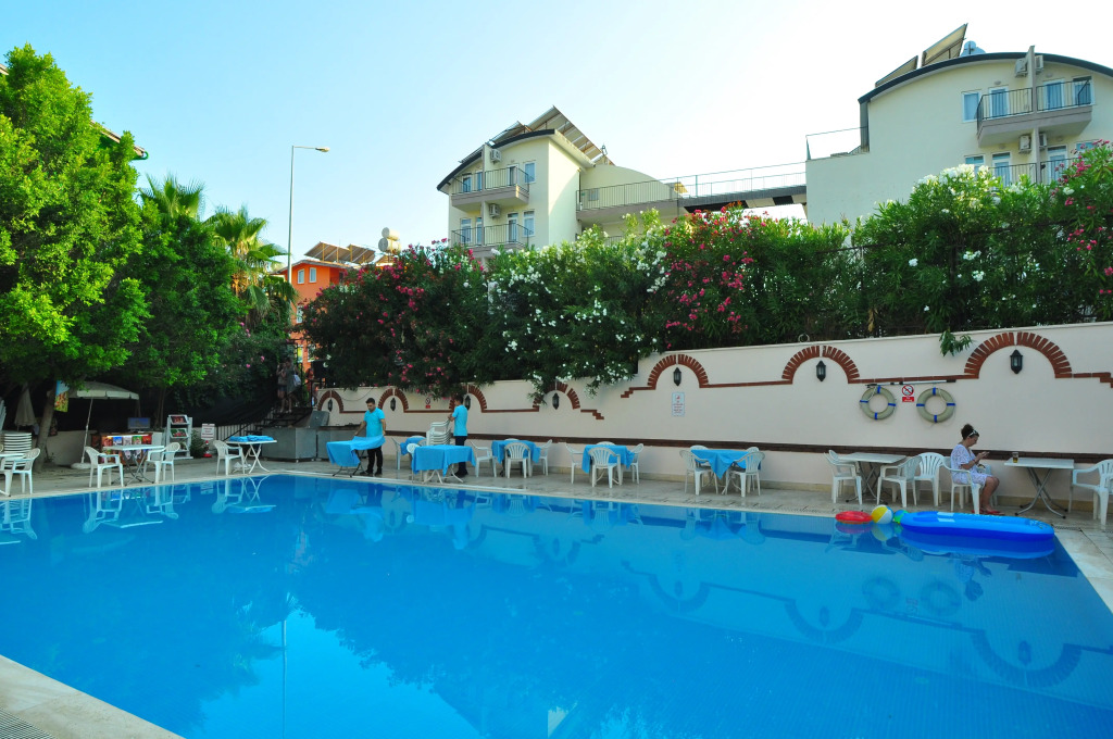 Alessia Hotel