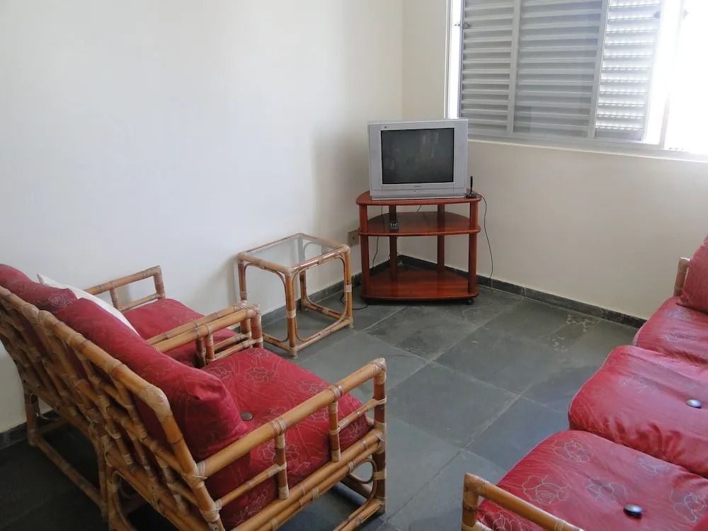 Linda Cobertura Duplex Renovada e Ampla