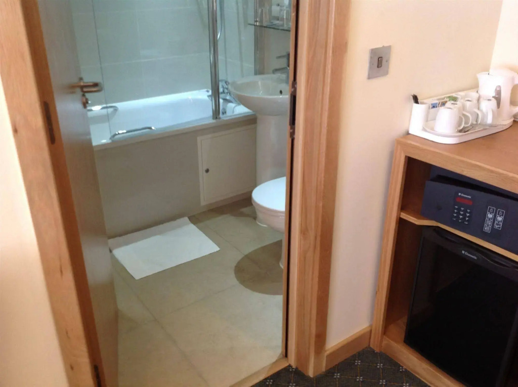 Regency Hotel Parkside