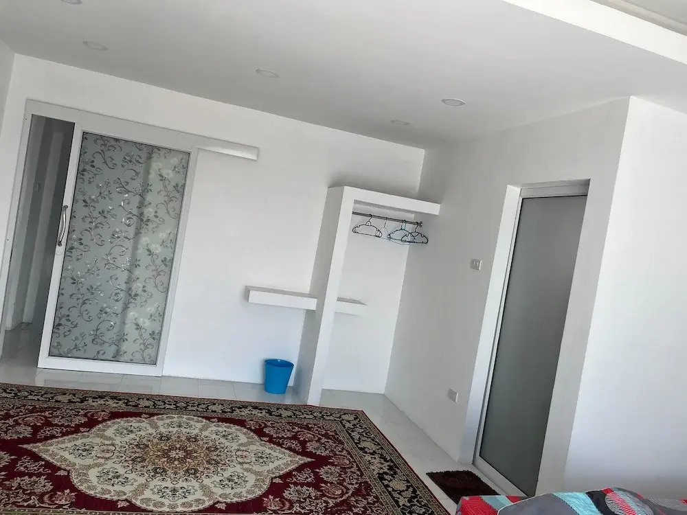 Alisara Apartments
