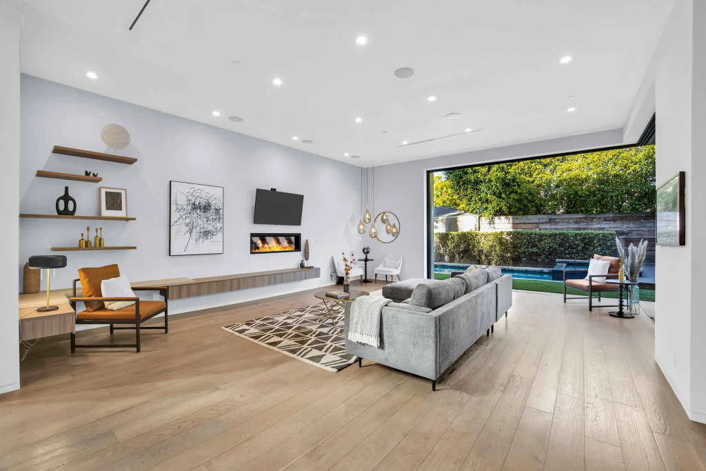 LA Villa by Avantstay Walk to The Grove LA