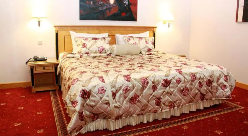 Hotel Master