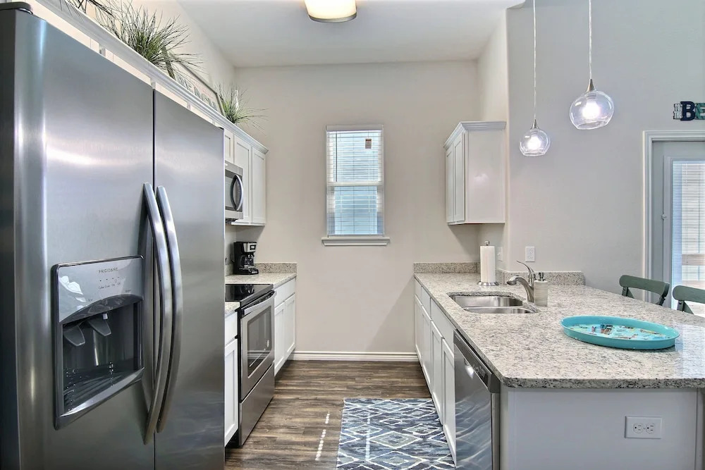 Full Sail 2 Bedrooms 2 Bathrooms Townhouse
