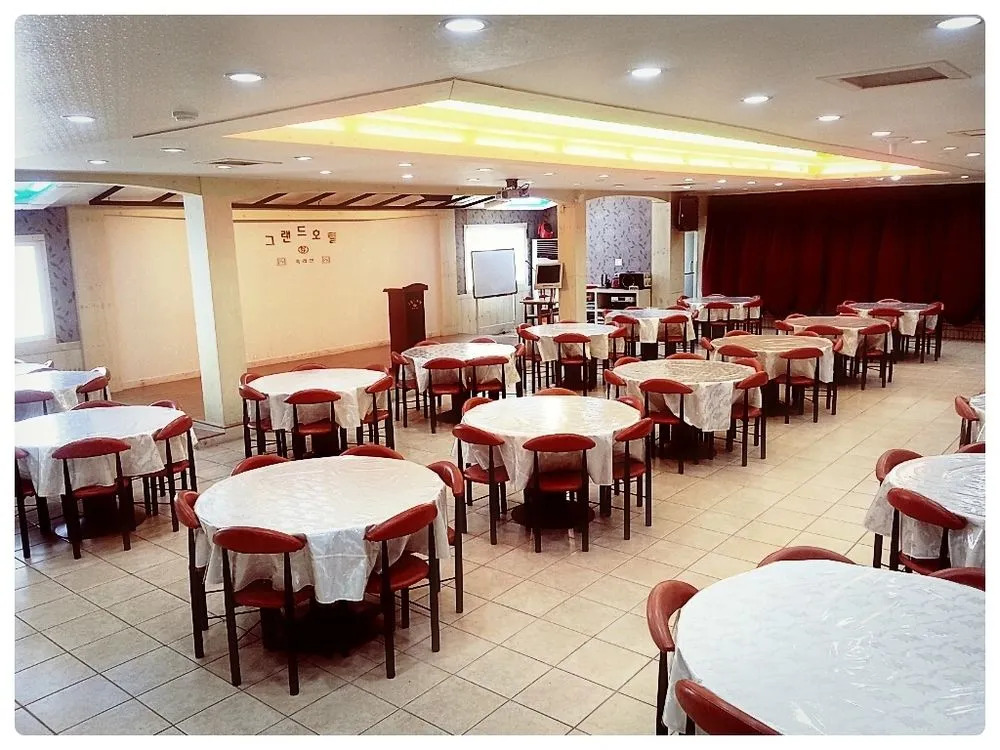 Sokrisan Grand Hotel