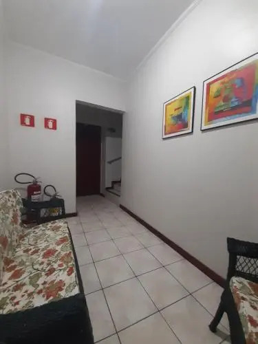 Apeninos Suites Basicas